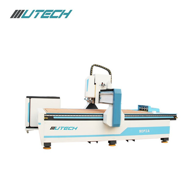 ATC CNC-Fräser Holzschnitzmaschine für 3D-Schnitzerei